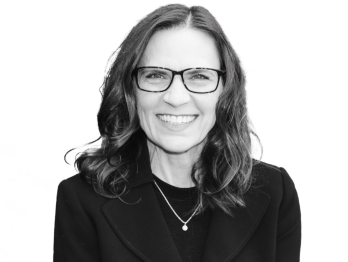 Lori Lander Headshot