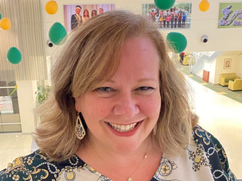 Danielle Busson McDonald Headshot