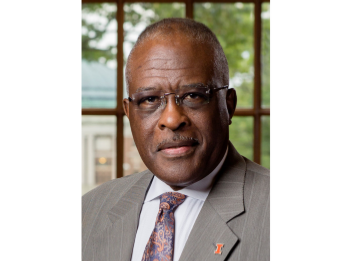 2022 | Robert Jones Headshot