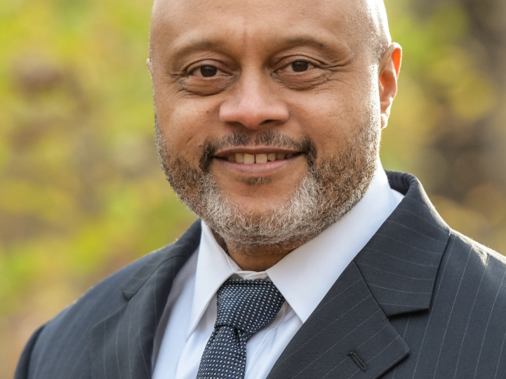 Calvin Phillips headshot