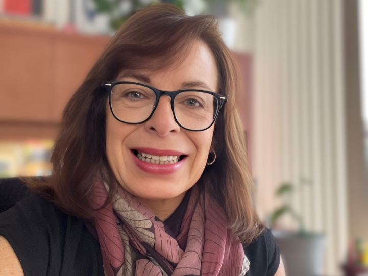 Dawn Meza Soufleris headshot image