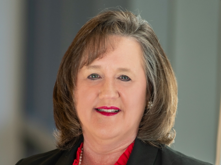 Sheri Rowland headshot image